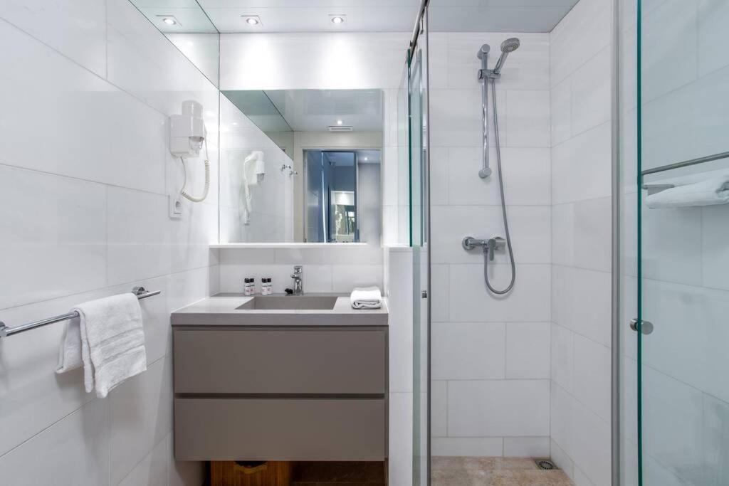 Kronos On The Beach Suite 4 Barcelona Exterior foto